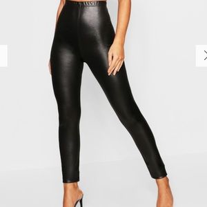 Boohoo Plus Size 24 Faux Leather leggings